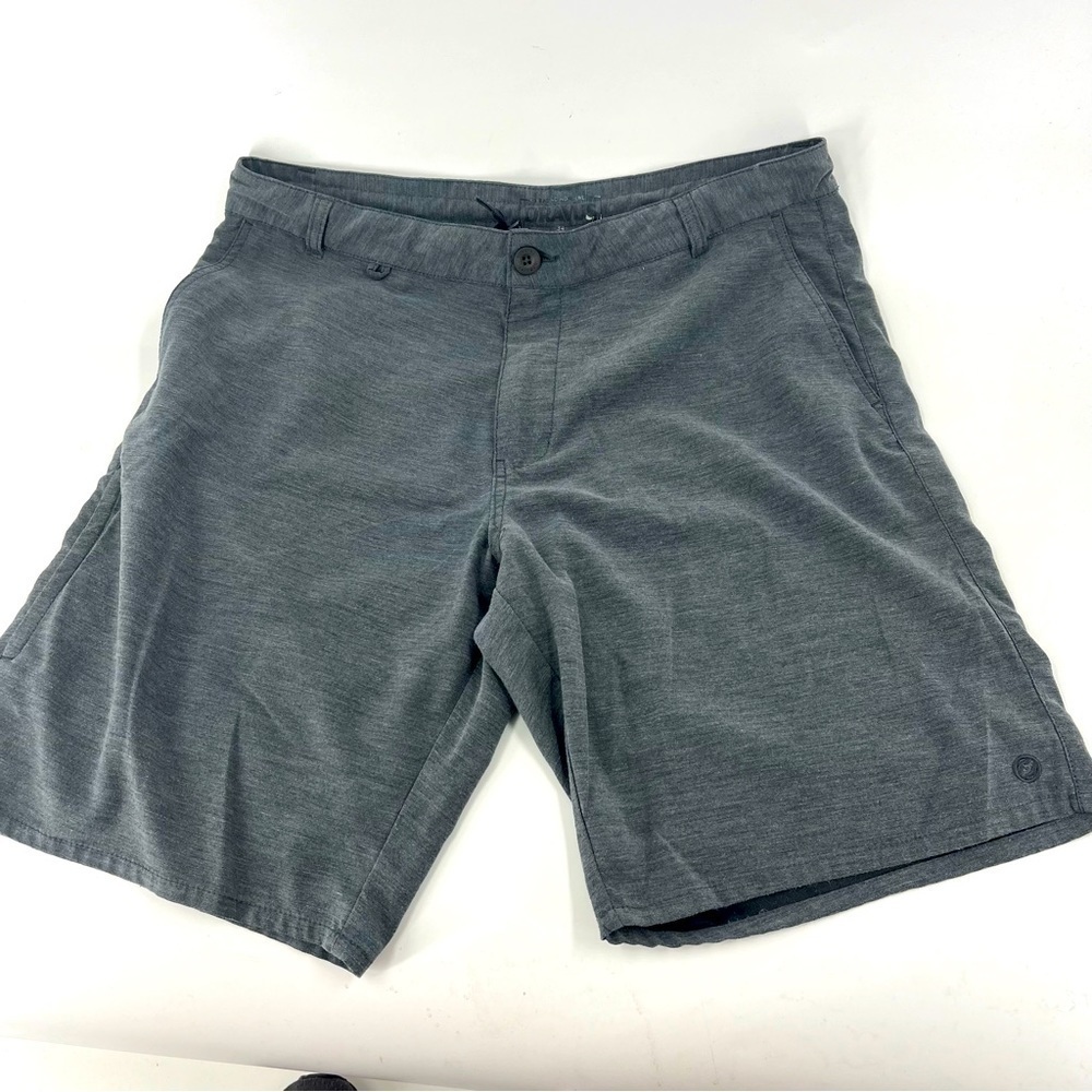 Dravus Casual Shorts‎